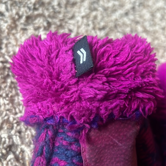 3/$20 Pink and purple knit Mittens - Picture 5 of 8